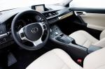 Lexus CT200h 2010 года
